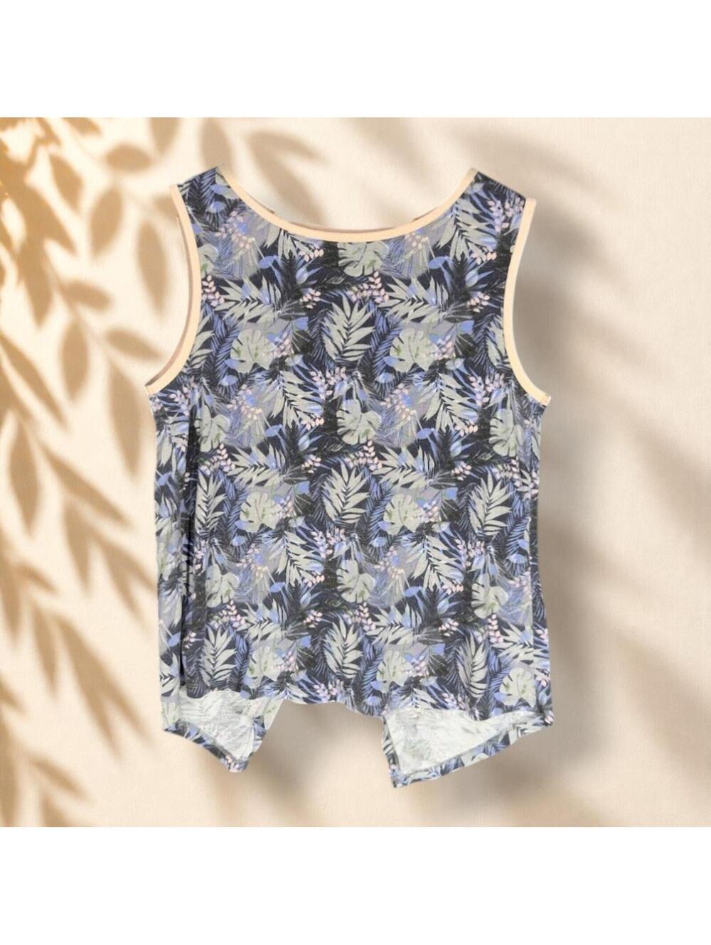 Crane Top Women M Medium Gray Floral Sleeveless Wide Strap Round Neck Casual